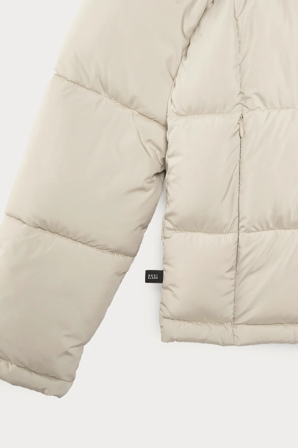 Parka Essential Reciclada Café Claro y Beige Mujer - Image 12