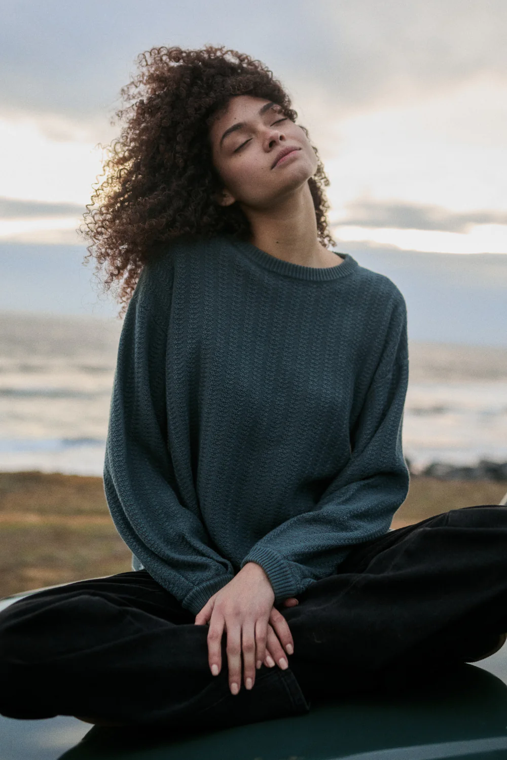 Sweater Noa Orgánico Petróleo Mujer
